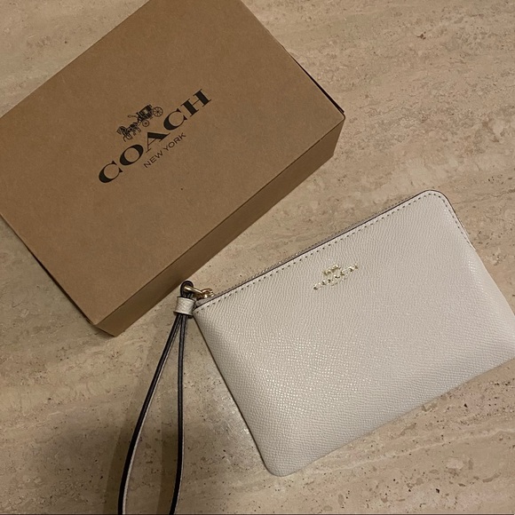 Coach mini wristlet brand new with box and tag - multiple colors available - Picture 5 of 10